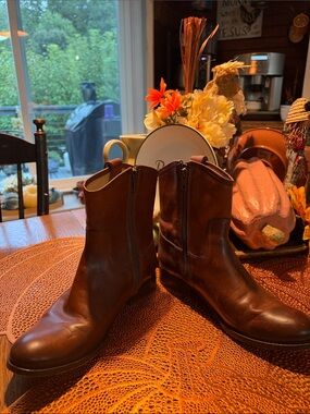 Frye Melissa Button Short Boots - Size 8.5